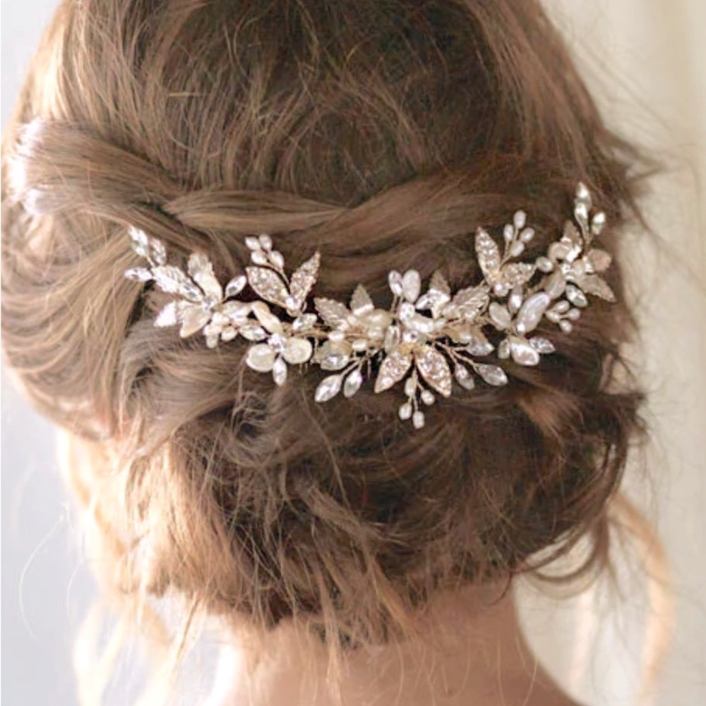 New Bridal Fancy Pearl and Crystals Hair Comb